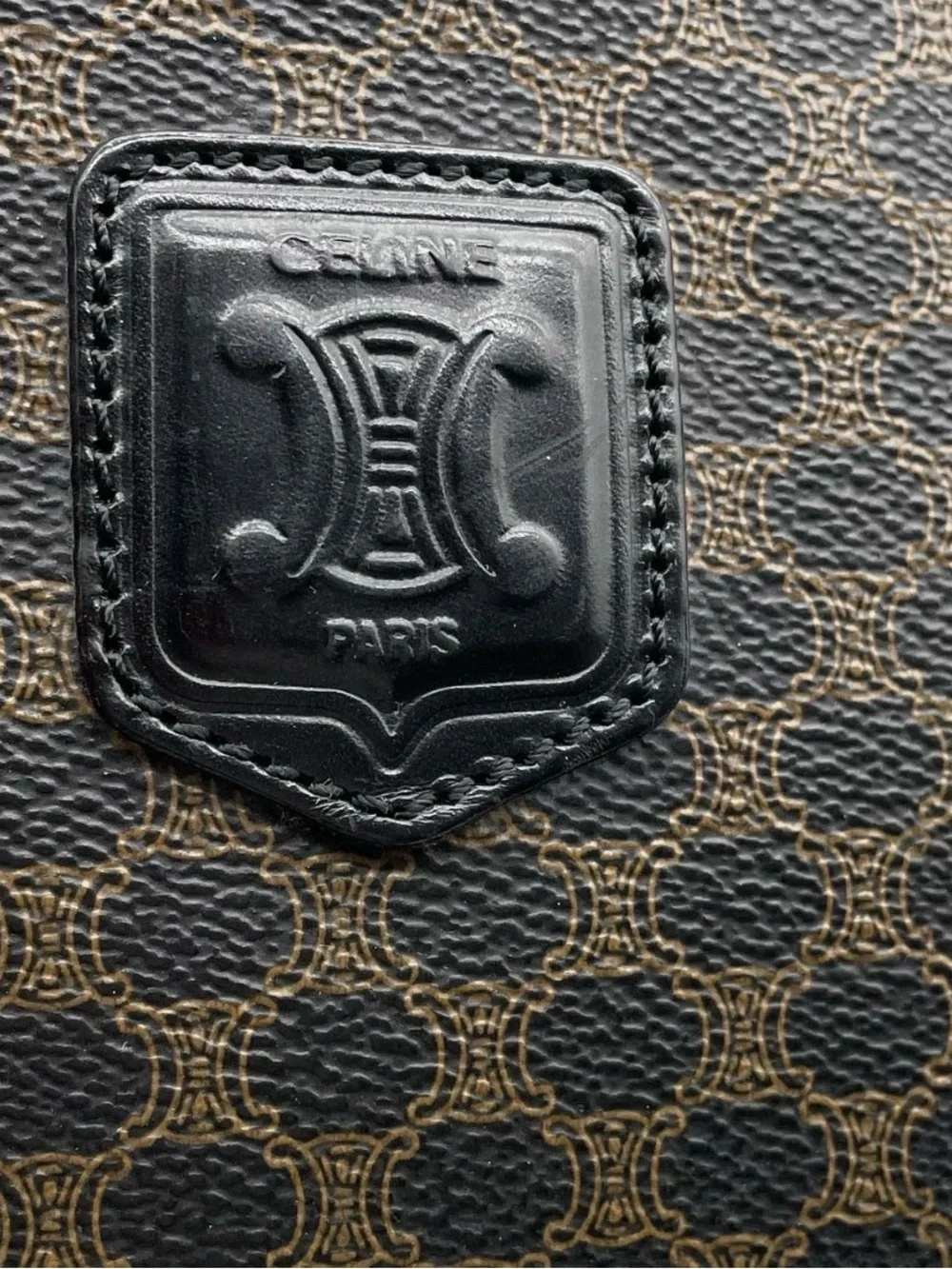 Celine crack inch small